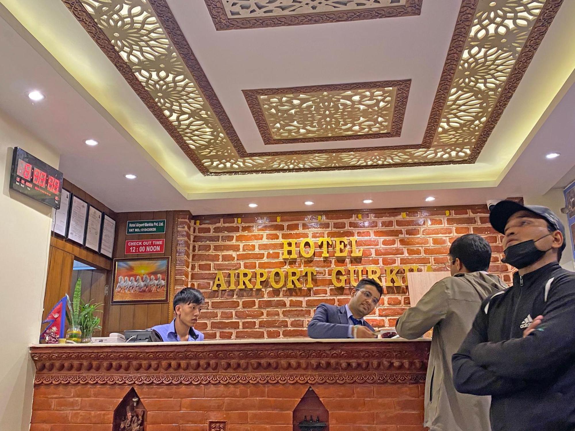 Hotel Airport Holiday Kathmandu Buitenkant foto